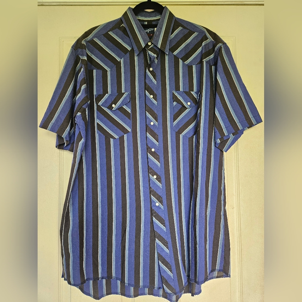 Wrangler Short Sleeve with snaps